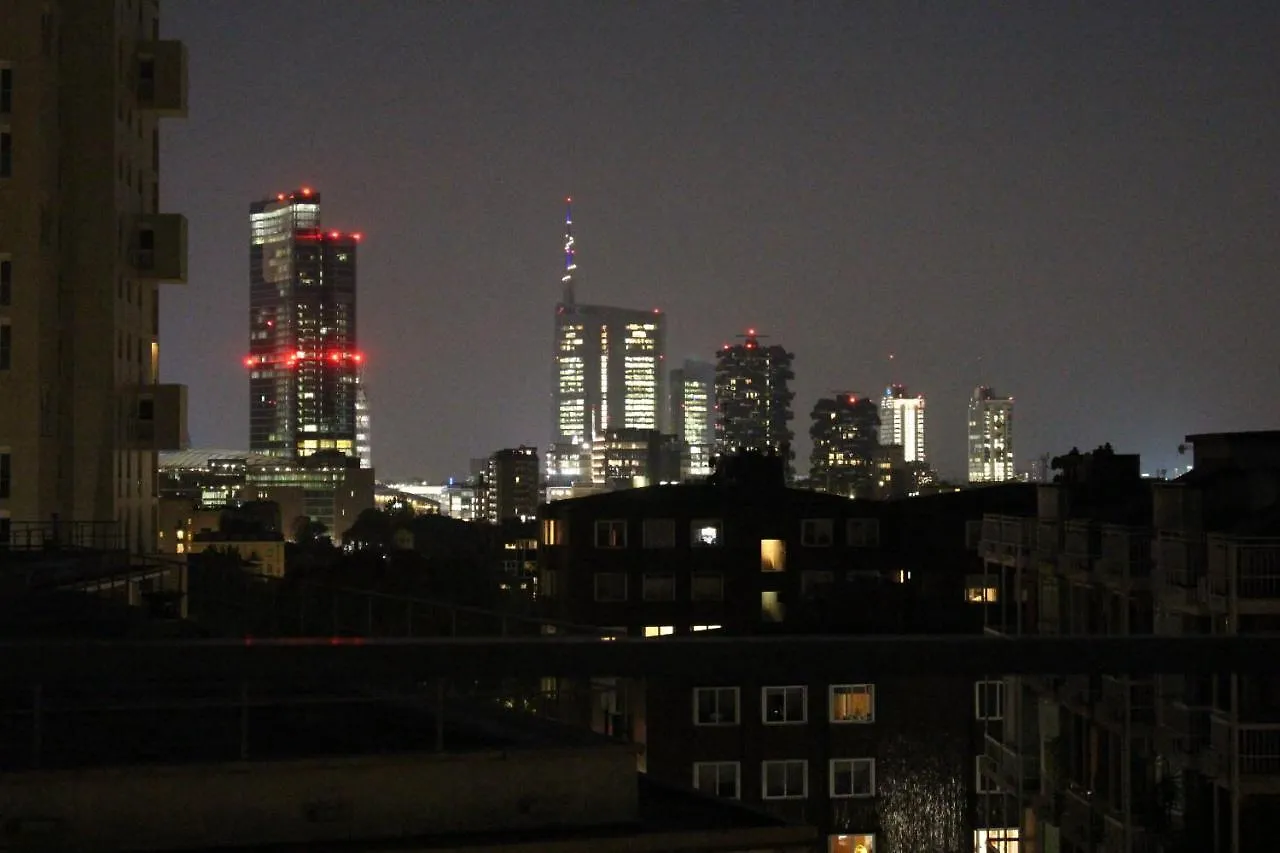Luxury Penthouse With Stunning View And Hammam Apartment Milan