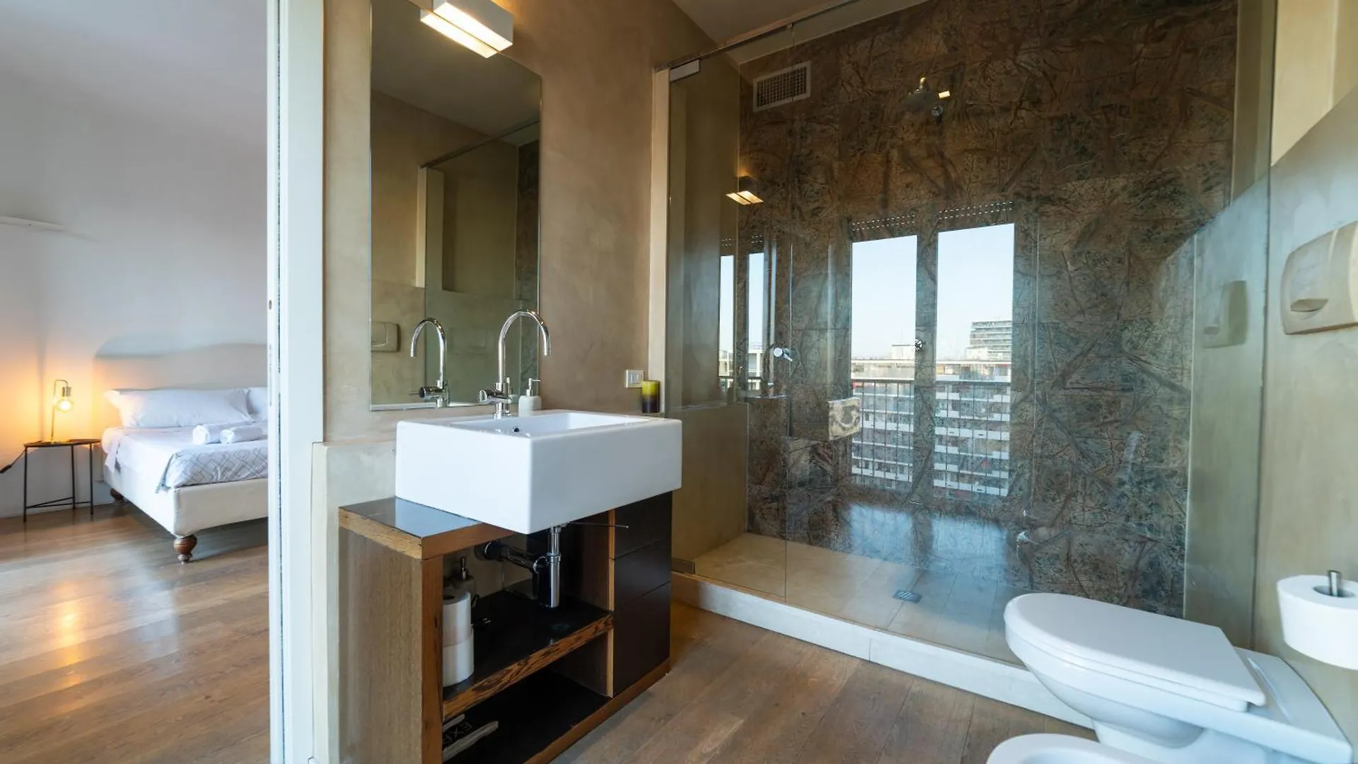 Luxury Penthouse With Stunning View And Hammam Apartment Milan