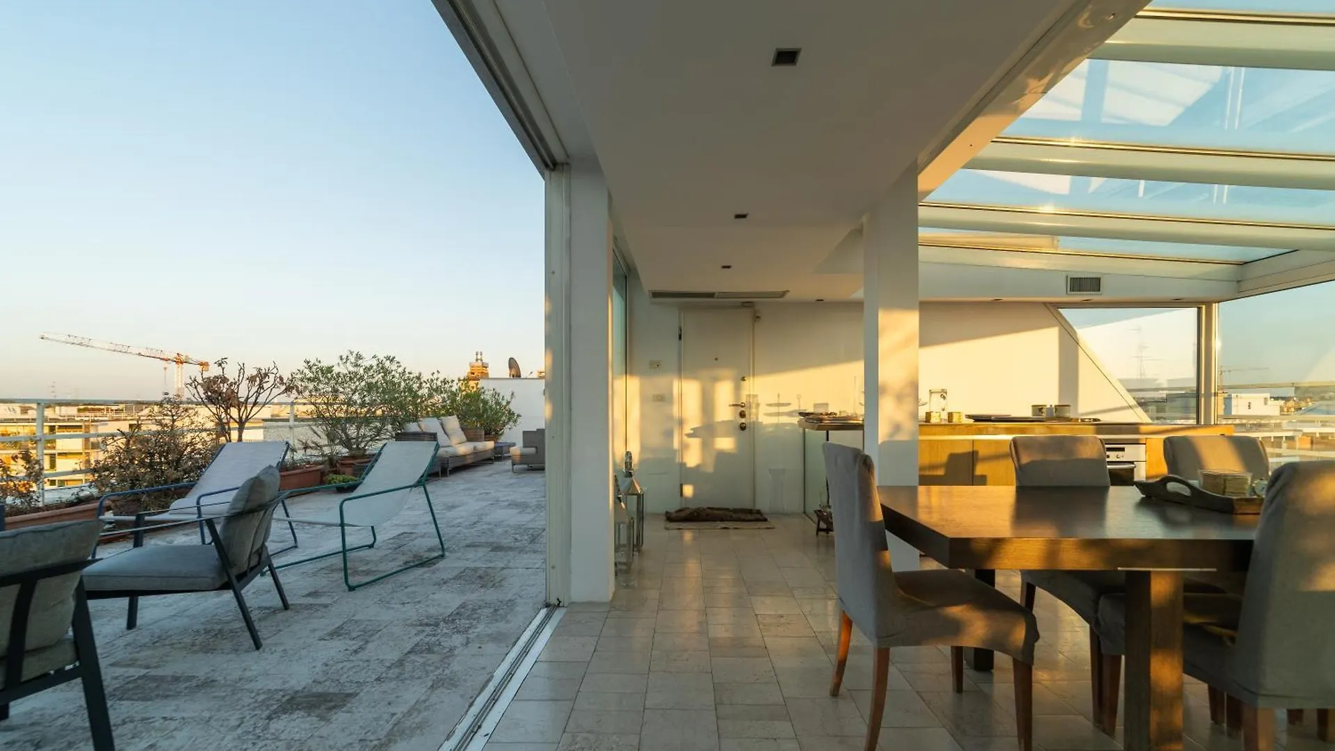 Luxury Penthouse With Stunning View And Hammam Apartment Milan 0*,